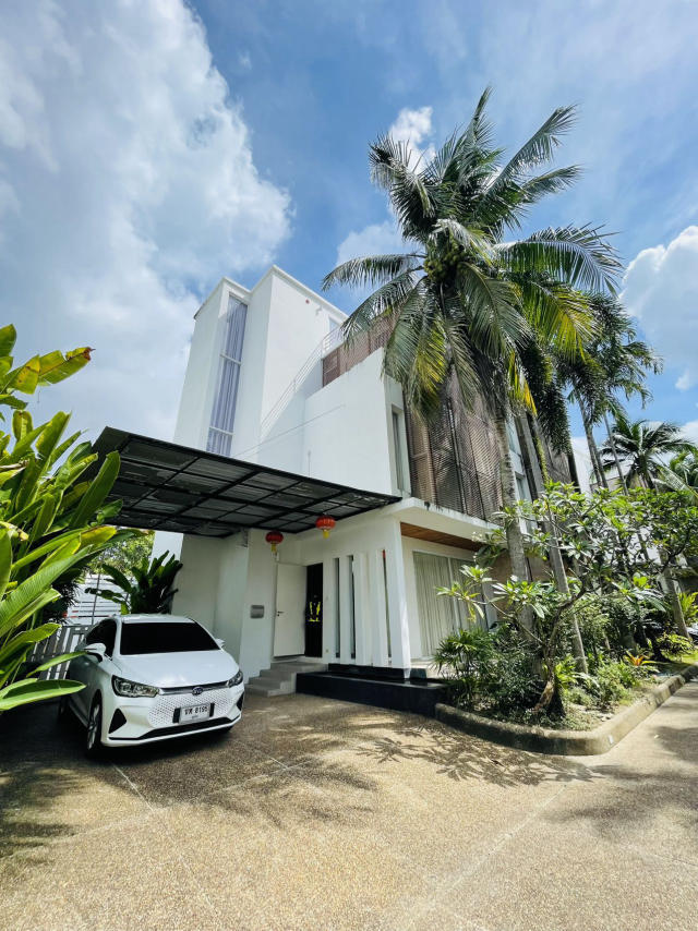Pool Villa