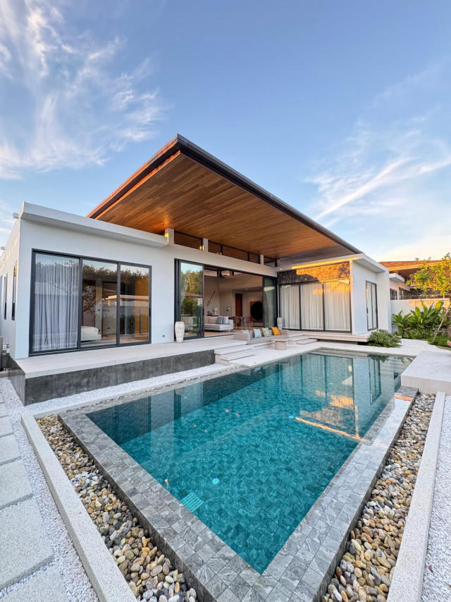 Luxury Pool Villa