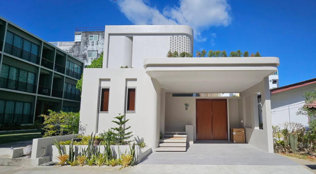 New Pool Villa